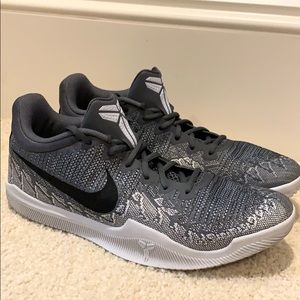 Kobe Mamba Rage Silver